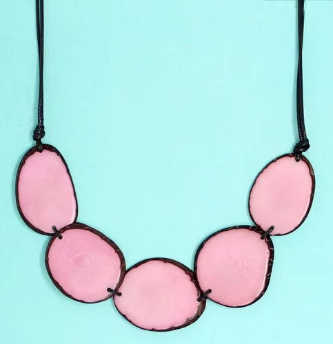 Vista 5 de Tagua Necklace Pink Chips Handmade Fair Trade, Adjustable lightweight by Florama Natural Jewelry