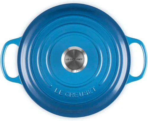 Vista 2 de Le Creuset Horno holandés redondo ancho de hierro fundido esmaltado, 3.5 cuartos de galón., Marsella Marseille