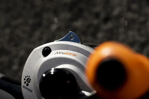 Vista 10 de Abu Garcia Silver Max Low Profile Multi, zurdo (Caja)