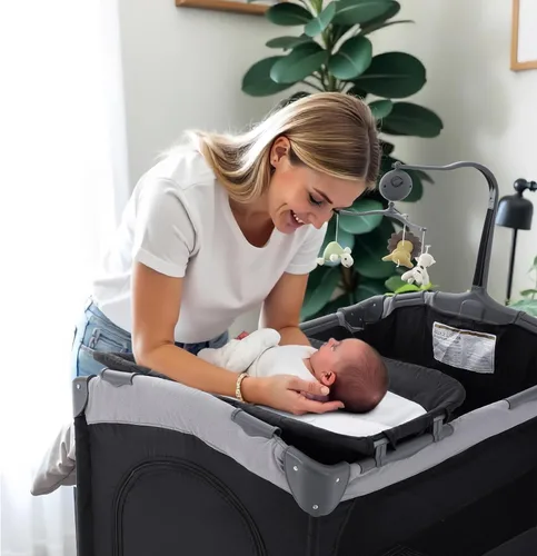 Vista 2 de Soobaby Cuna de bebé 5 en 1, cuna de noche, paquete y juega con moisés y cambiador, caja de música portátil de viaje, cuna de viaje portátil