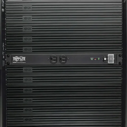 Vista 7 de Tripp Lite Isobar - Regleta de protección contra sobretensiones para servidor de red de 12 salidas, cable de 15 pies con enchufe L5-20P, 3840