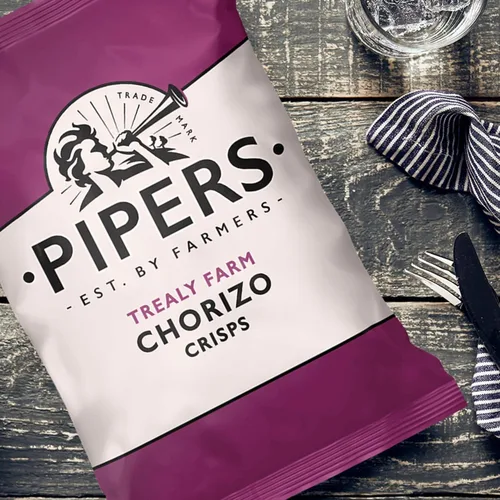 Vista 3 de Pipers Patatas fritas Kirkby Malham Chorizo (paquete de 24)