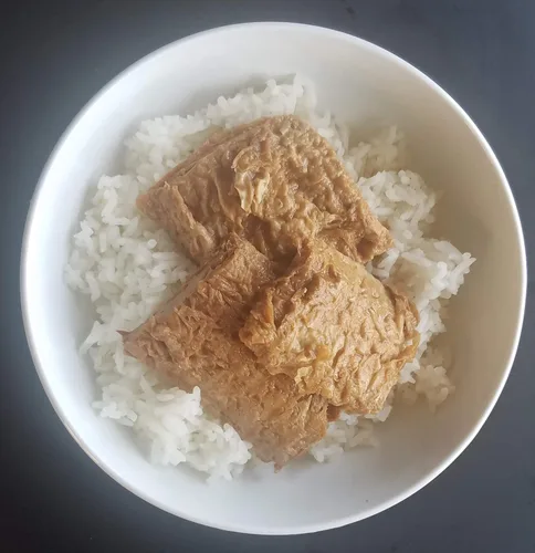Vista 6 de Reemplazo de carne vegana enlatada de cuajada de pollo simulado de acompañante