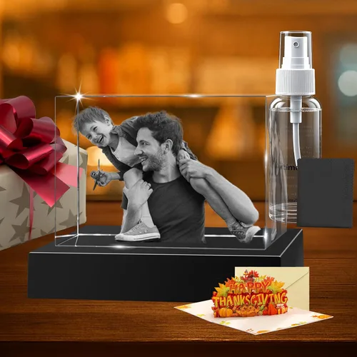 Vista 24 de Marco de Fotos Personalizado de Cristal 3D Rectangular Pequeño (Horizontal) – Premium: Base LED Multicolor, Envoltorio para Regalo y Tarjeta 3D