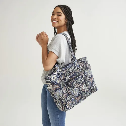 Vista 8 de Vera Bradley Cotton Deluxe Vera Tote Bag