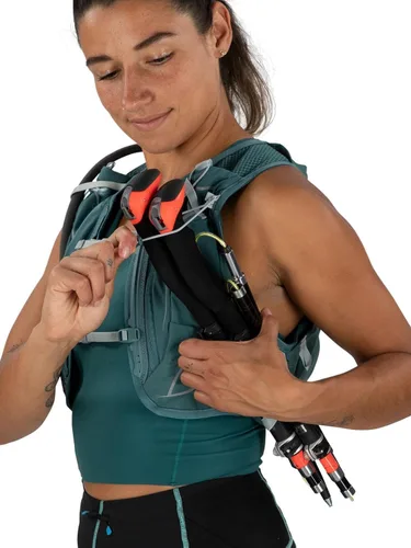 Vista 9 de Osprey Dyna 6L - Chaleco de hidratación para correr para mujer con depósito hidráulico