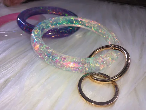 Vista 9 de Mymazn Pulsera para mujer, llavero holográfico para muñeca
