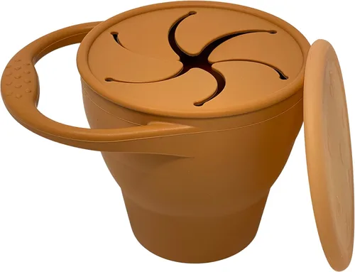 Vista 7 de BraveJusticeKidsCo - Snack Attack Cup - Contenedor de bocadillos de silicona plegable, recipiente para snacks para bebés y niños pequeños