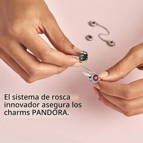 Vista 7 de PANDORA Moments Pulsera Brazalete con Cierre de Bola - Pulsera de Oro para Mujer - Plata de Ley - Con Caja de Regalo