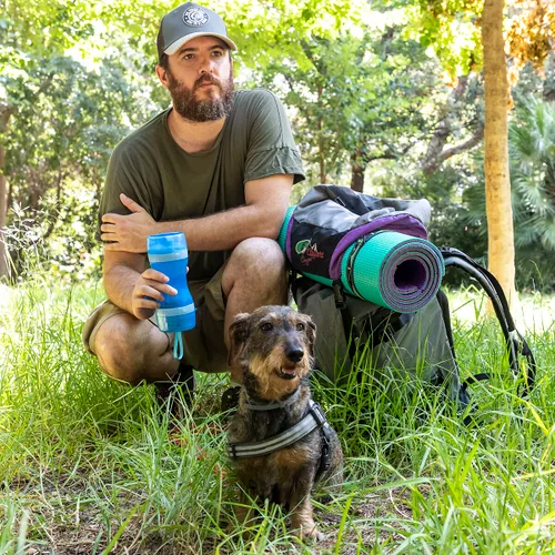 Vista 7 de Botella con Depósito de Agua y Comida para Mascotas 2 en 1 Pettap InnovaGoods