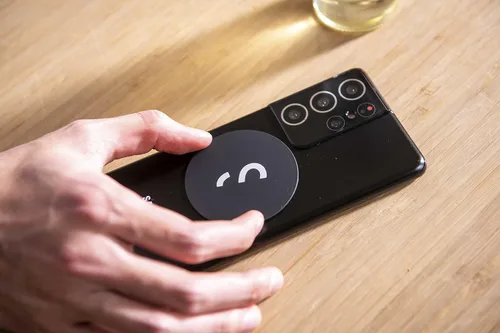 Vista 8 de ShiftCam SnapLight - Anillo de luz LED para selfie con cuatro ajustes de brillo y batería integrada, montaje magnético que se ajusta a cualquier