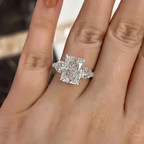 Vista 4 de Anillo de promesa de corte radiante para mujer, anillos de compromiso para ella, anillo de plata chapada en oro blanco de 18 quilates