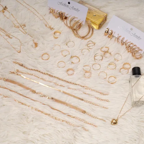 Vista 8 de Heliltd Juego de 46 joyas para mujer, pulseras ajustables, apilables, anillos para nudillos, collar en capas, aretes de aro de una sola capa