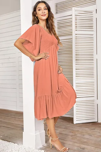 Vista 2 de PYGFEMR - Vestido de verano con cintura imperio y pliegues para mujer, llega debajo de la rodilla, manga corta con volantes y cuello en V