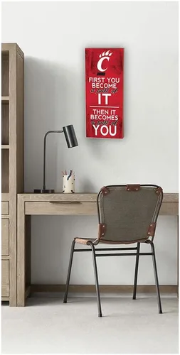 Vista 2 de KH Sports Fan Cincinnati Bearcats 7"x18" First You Become Sign, One Size, Team