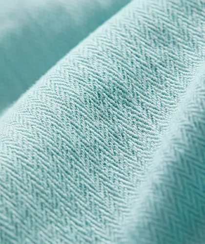 Vista 2 de vineyard vines Pantalones cortos para mujer de 3 1/2 pulgadas en espiga todos los días Agua (Aqua Haze)