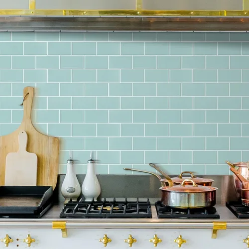 Vista 3 de Azulejo de cristal para despegar y pegar, color azul claro en azulejos de vidrio para pared de cocina y baño (5 hojas, 4.23 pies cuadrados)