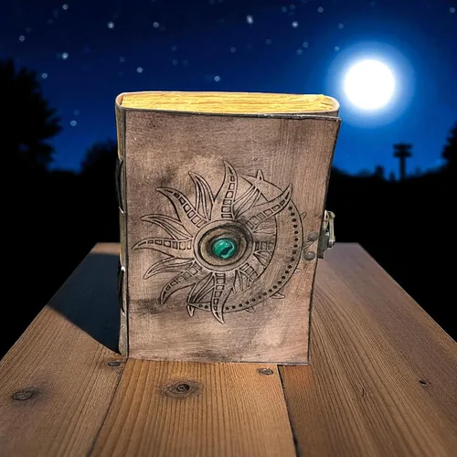 Vista 6 de Leather Journal with Sun & Moon Embossed Design – Vintage Notebook with Green Gemstone Spell Book, Grimoire, Travel Diary, Sketchbook, Writing