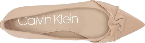 Vista 5 de Calvin Klein Women's Kendy Ballet Flat