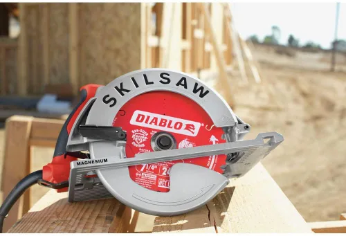 Vista 4 de SKILSAW SPT67WM-22 Sierra circular Sidewinder de magnesio. 7-1/4-pulgadas.