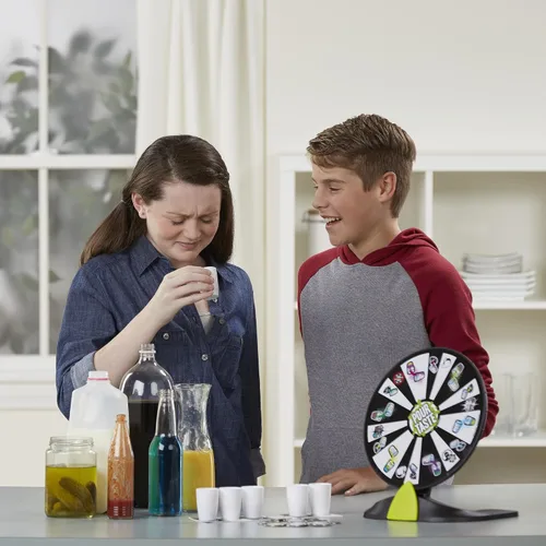 Vista 4 de Hasbro Gaming Juego de Verter Taste