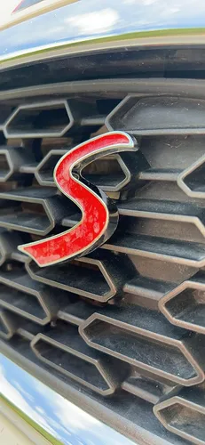 Vista 4 de Zorratin "S" Emblema de metal con letra S, para cajuela de MINI Cooper.