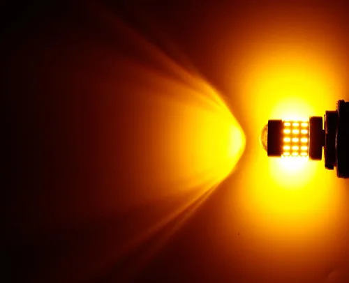 Vista 2 de AUTOGINE 4 bombillas LED superbrillantes de 9-30 V 7440 7441 7443 7444 992 3014 54-EX chipsets con proyector para luces direccionales, luces