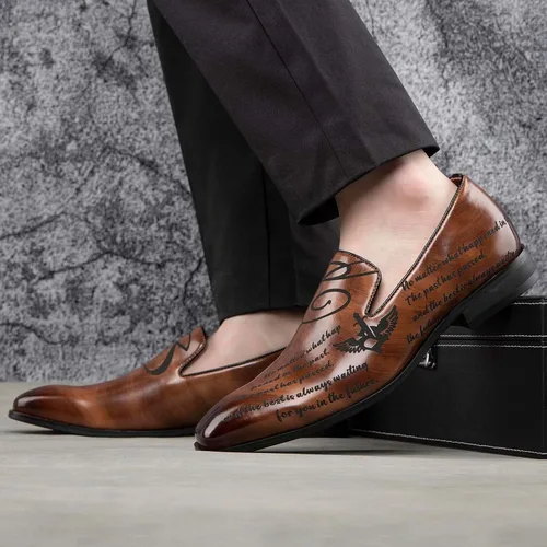 Vista 6 de JITAI Zapatos para hombre mocasines casuales de cuero y gamuza para hombre, cómodos tacones bajos, zapatos de vestir sin cordones para bodas