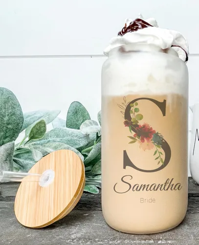 Vista 4 de Juego de vasos de cristal personalizados con pajita, regalo de Navidad, diseño personalizado con tu nombre y título, regalo de dama de honor