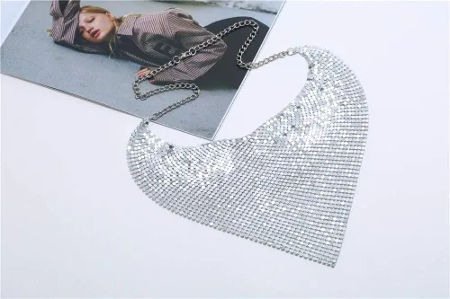 Vista 2 de COLORFUL BLING Gargantilla de lentejuelas de metal grueso con borlas y flecos gruesos de pirámide, collar de lentejuelas para mujer, joyería