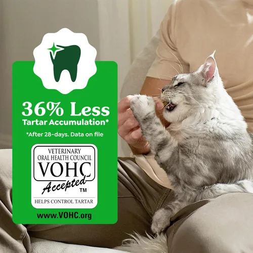 Vista 6 de Greenies Golosinas dentales naturales para gatos adultos recomendadas por veterinarios, tentador sabor a atún, bolsa de 2.1 oz
