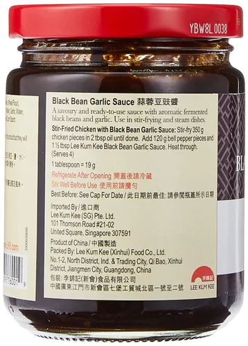 Vista 3 de Salsa de ajo negro Lee Kum Kee: ahorra en cantidad, de 6 a 24 paquetes de 8 onzas cada uno