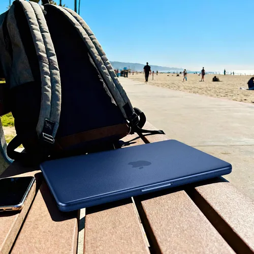 Vista 2 de BlueSwan para MacBook Neo Case 13 pulgadas 2026 Release A18 Pro Chip Modelo Índigo transparente