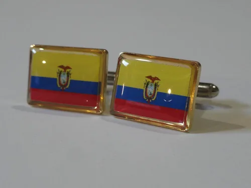 Vista 4 de Gemelos con bandera de Ecuador, alfileres de solapa, barras de corbata, pendientes, joyas y accesorios