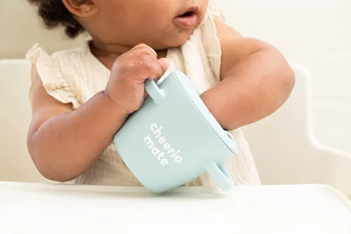 Vista 9 de Bella Tunno Happy Snacker - Vasos a prueba de derrames para niños pequeños y bebés, recipientes de aperitivos hechos de silicona sin BPA, apertura