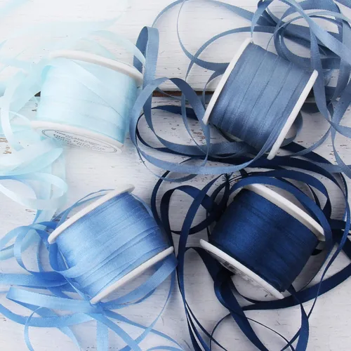 Vista 11 de Threadart Juego de cintas de seda - Tonos azules - Colección Five Spool - 100% seda pura - 55 yardas Coordinated set of soft 100% pure silk ribbon
