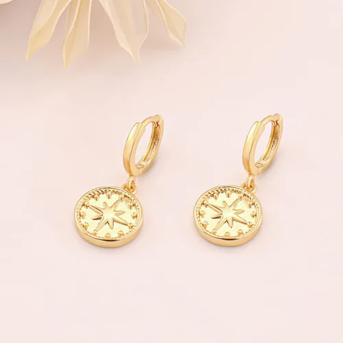 Vista 4 de Aretes de moneda de oro para mujer, chapados en oro de 14 quilates, aretes de aro delicados con moneda de dije mal de ojo