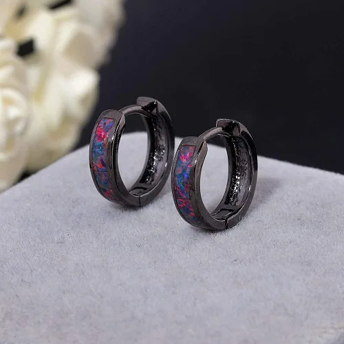 Vista 6 de CiNily Aretes Huggie de ópalo con bisagras, chapados en oro, hipoalergénicos, pequeños aretes de aro para mujeres, adolescentes, niñas, hombres