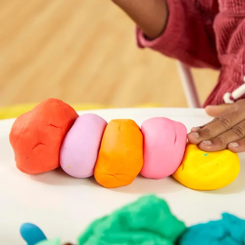 Vista 3 de Play-Doh Paquete a Granel de 4 Colores Vibrantes, 32 Latas Coloridas de 3 Onzas de Compuesto de Modelado, Artes y Manualidades para Niños, Juguetes