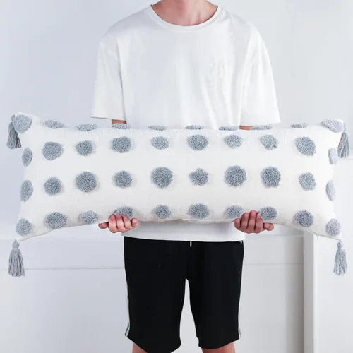 Vista 3 de PANOD Funda Decorativa para Almohada Lumbar Extra Larga 14x36 Boho, Funda Extra Suave de Chenilla para Almohada Lumbar con Borla para Cama, Sofá
