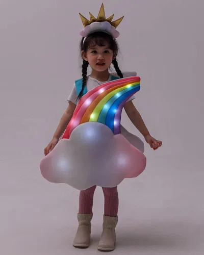 Vista 2 de Seasons Todder - Disfraz de arco iris iluminado, diseño de nube, 7 colores, con tocado de sol