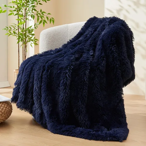 Vista 52 de GONAAP Manta de Tiro Difusa de Piel Sintética Negra Súper Suave Acogedora Felpa Difusa Peluda para Sofá Sillón Cama (Negro, Tiro(50"x60"))