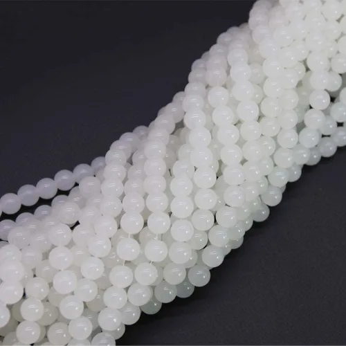 Vista 21 de Cuentas de vidrio de 0.157 pulgadas a granel para hacer joyas, 4700 piezas redondas de cuentas de jade de imitación para pulseras y pulseras