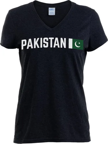 Vista 100 de Nations of the World - Camiseta con cuello en V para mujer