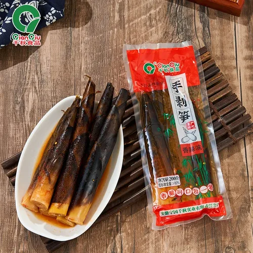 Vista 6 de Brotes de bambú pelados a mano 8.11 oz/paquete, brotes de bambú crujiente de pimienta en escabeche, aperitivo chino picante, brotes de bambú