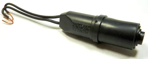 Vista 7 de Philmore Antena al aire libre de TV que hace juego Balun VHF/UHF/FM 300 a 75 ohmios