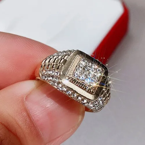 Vista 3 de Anillo de cristal de hielo para hombre, chapado en oro de 14 quilates, brillante hip hop, cristal de hielo, anillo de lujo súper grande para hombre