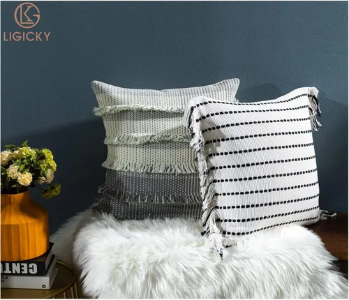 Vista 8 de LIGICKY Fundas de almohada decorativas para el hogar, estilo bohemio, con borlas, cuadradas, de algodón, a rayas, para sofá, dormitorio, sala