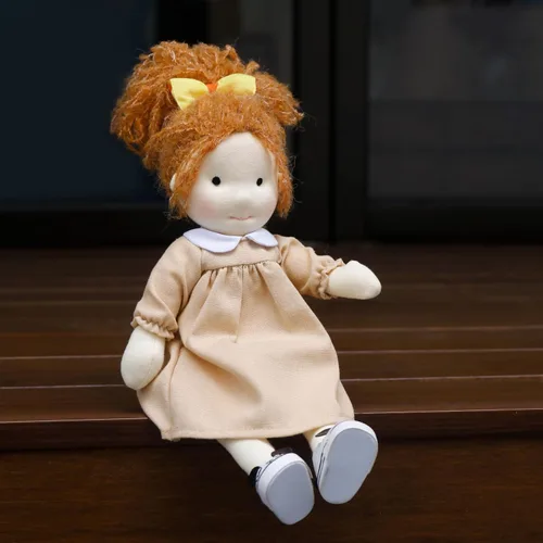 Vista 6 de BlissfulPixie Waldorf - Muñeca de trapo hecha a mano – Peluche de coleccionista personalizado para niños, regalo de cumpleaños con hermosa caja
