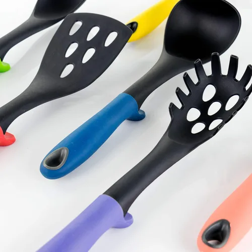 Vista 8 de Megachef Juego de utensilios de cocina de nailon para herramientas, 7 piezas, varios